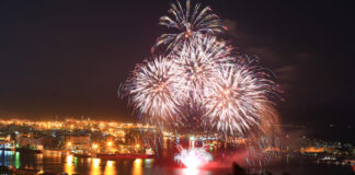 Feuerwerk am Nationalfeiertag auch online live zu sehen Foto von einer Probe des Feuerwerks in Kaohsiung (Foto: CNA)