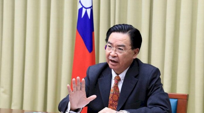 Joseph Wu: “Taiwán está decidido a rechazar cualquier invasión militar china”