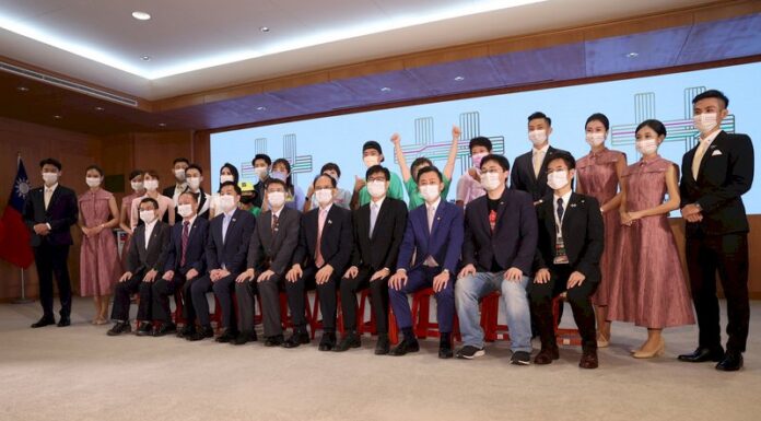 El desfile del Día Nacional se celebrará en la ubicación habitual frente a la Oficina Presidencial