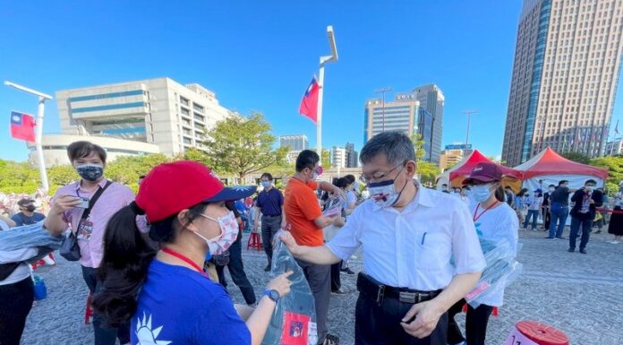 北市嗡嗡包線上線下混合發送 民眾搶第1喊幸運