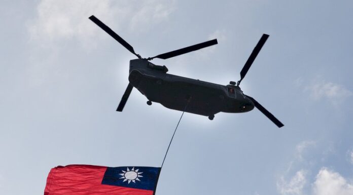 民国110年双十国慶節、47機が総統府上空を通過