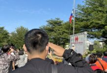 Khắp nơi trên toàn Đài Loan đều có tổ chức Lễ chào cờ mừng Quốc khánh, nhưng cũng không lơ là công tác phòng chống dịch