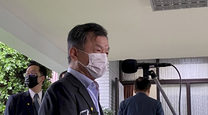 Le président de la MAC réagit aux attaques du KMT concernant le discours de la présidente lors de la fête nationale