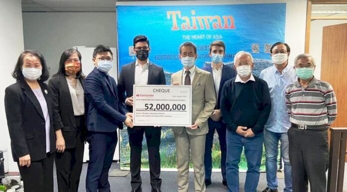 Taiwán firma un acuerdo con el Banco Santander de Brasil para ayudar a la promoción de productos taiwaneses