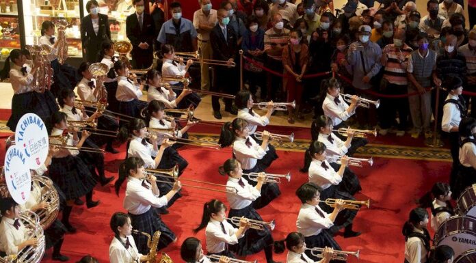 「橘色惡魔」來台慶雙十 登上日媒(影音)