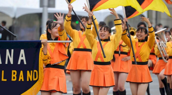 「橘色惡魔」淚崩不想走!要來台灣唸大學