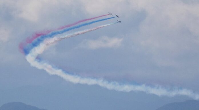 双十国慶節祝賀大会のリハーサル、F-5型戦闘機も登場