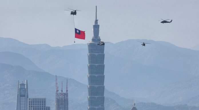 双十国慶節空中の予行演習、人心を奮い立たせる