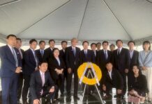 日本跨黨派國慶祝賀團議員 赴五指山悼念李登輝