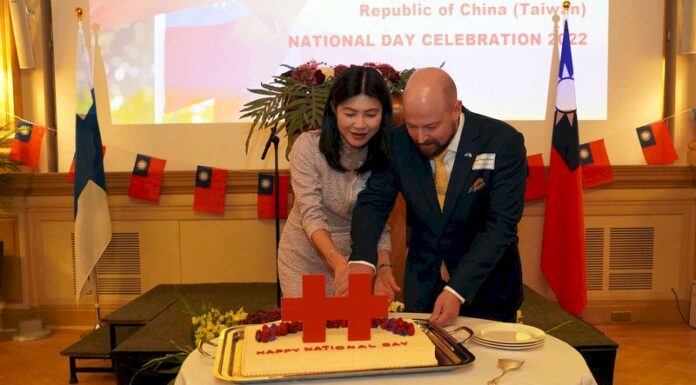 駐芬蘭代表處國慶酒會 出席友人:台芬友誼更堅韌