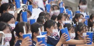 Latihan Marching Band SMA Kyoto Tachibana, You Si-kun Antarkan Teh Boba