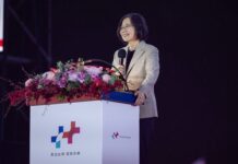 台南での双十国慶節祝賀イベントで蔡・総統がスピーチ