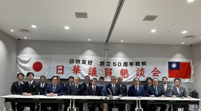 日本最大訪台賀國慶團出發 謝長廷致謝