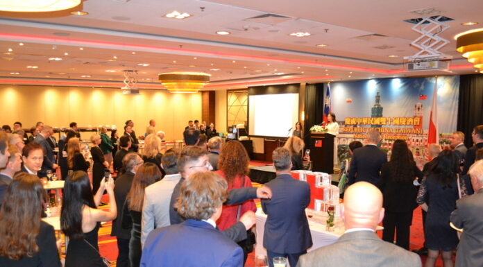 波蘭駐處慶雙十 烏克蘭議員和地方政府代表出席