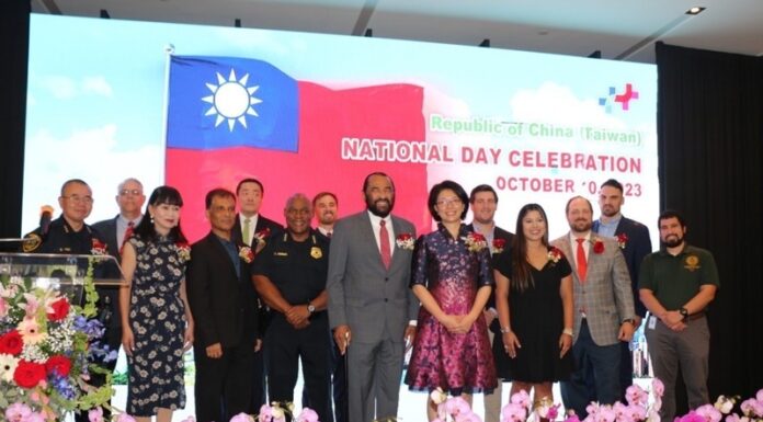 駐休士頓辦事處慶雙十 美國會議員支持友台法案