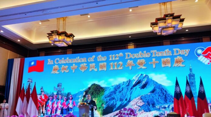 Pidato HUT ROC ke-112 dari Duta Besar Taiwan untuk Indonesia, John Chen